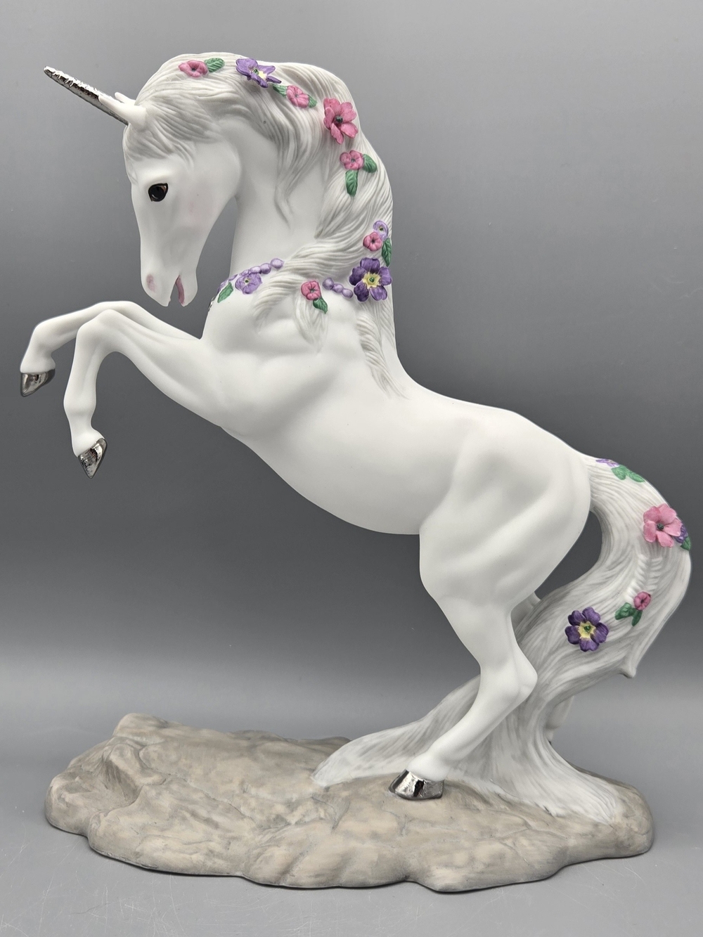VINTAGE "Love's Majesty" - 1991